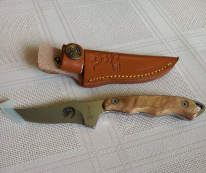 Elk Ridge Maple Full Tang Skinner Bowie Knife