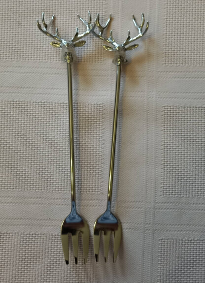 stag head design dessert fork